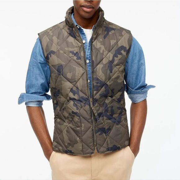 J Crew Camo Quilted Layering Vest Men's Size Medium Camouflage - Picture 1 of 15